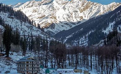 Chandigarh To Manali Taxi services
